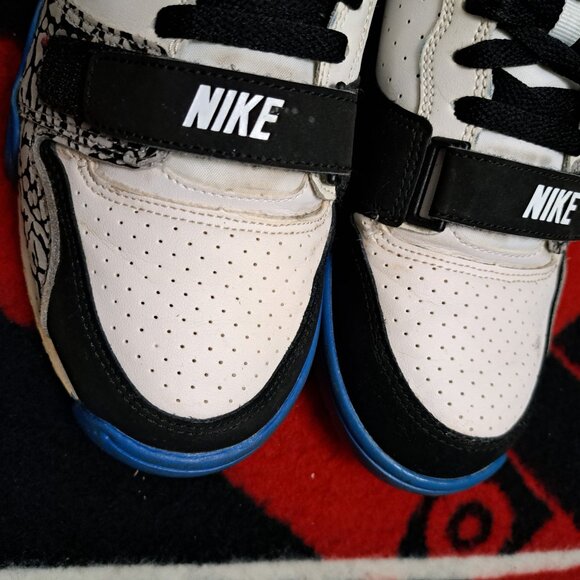 %Size 9.5 Nike Air Trainer 1 Low ST \'Black Light Photo Blue Men / A 24 main image 11